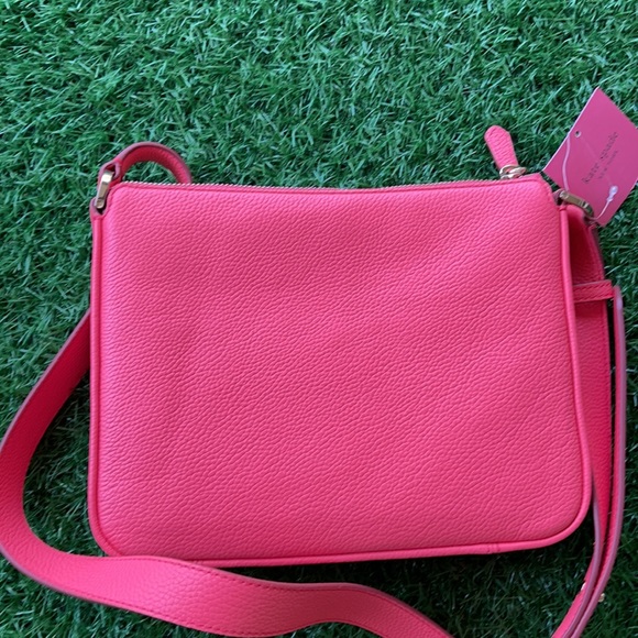 Kate Spade run around medium crossbody peachmelba NWT - Picture 2 of 16